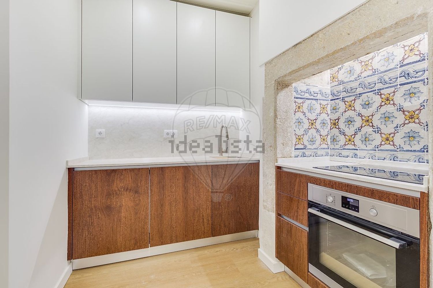 公寓 t1出售在Rua da Oliveirinha - 厨房