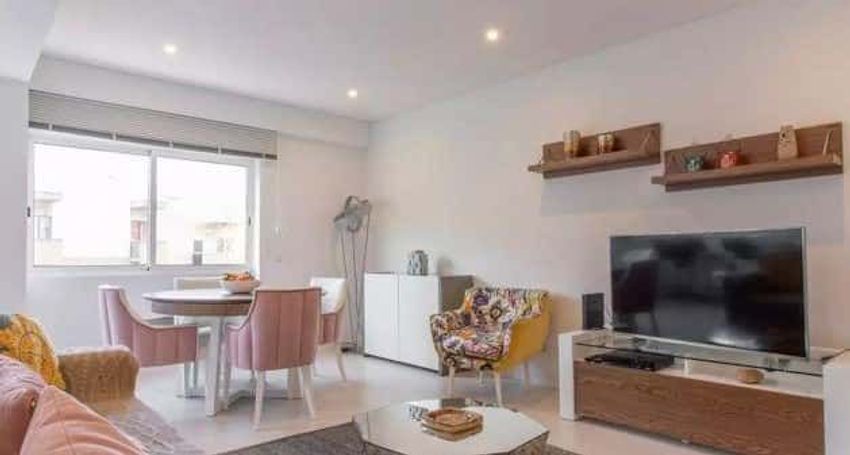 出租公寓 t2在Estrada da Ameixoeira, 19