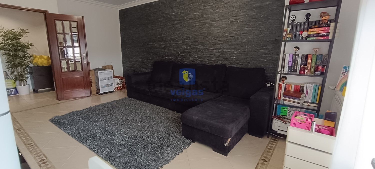 公寓 t2出售在Ramada e Caneças - 客厅