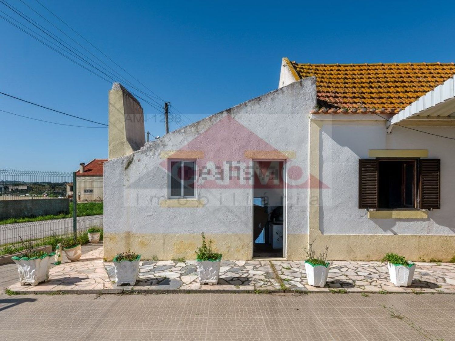 小楼房或独栋别墅出售在Atalaia e Alto Estanqueiro - Jardia - 外立面