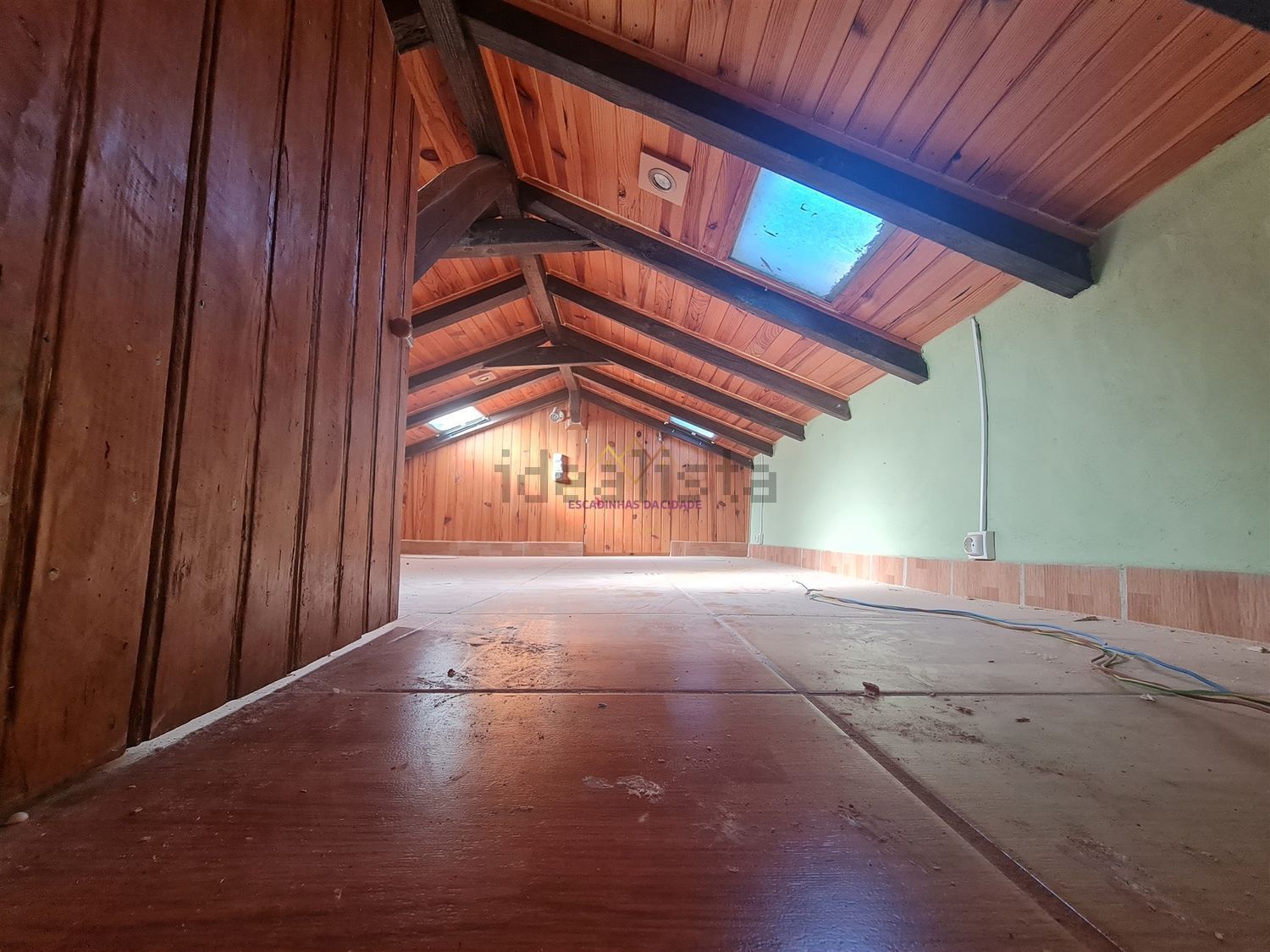 出租公寓 t1在Rua Delfim de Almeida Fernandes, 20 - 过道