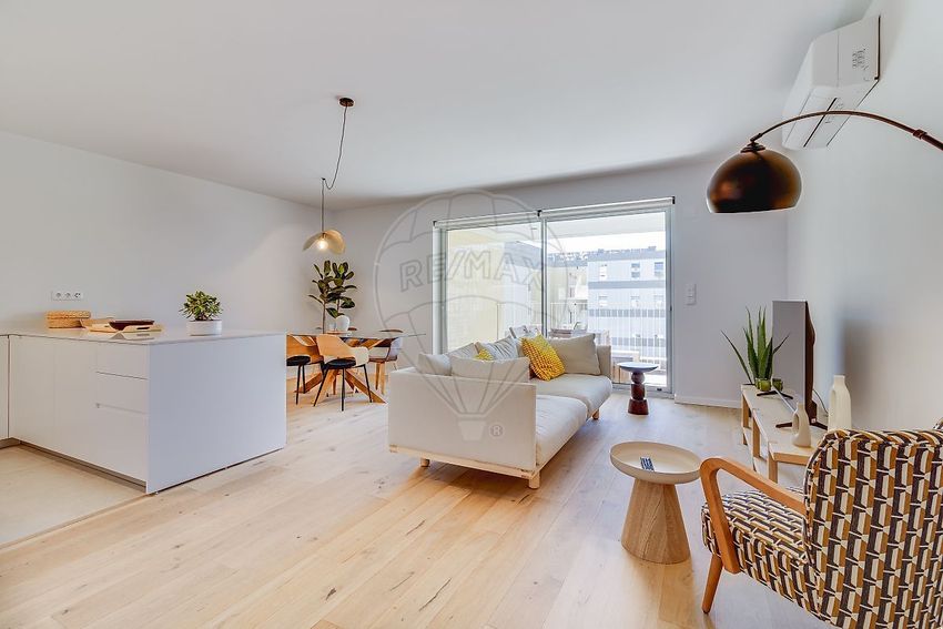 出租公寓 t2在Estrada Desvio