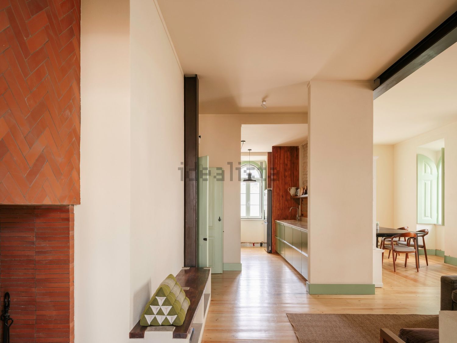 小楼房或别墅出售在Dois Portos e Runa - 过道