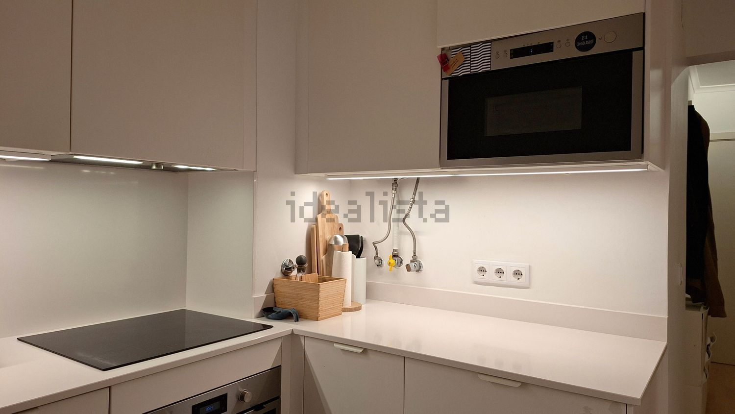 公寓 t1出售在Rua Prista Monteiro, 21 - 厨房