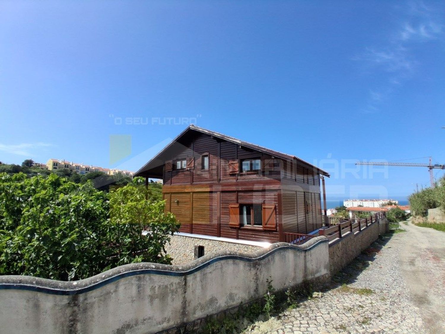 出租小楼房或独栋别墅在Barreiralva - Póvoa de Cima - 外立面