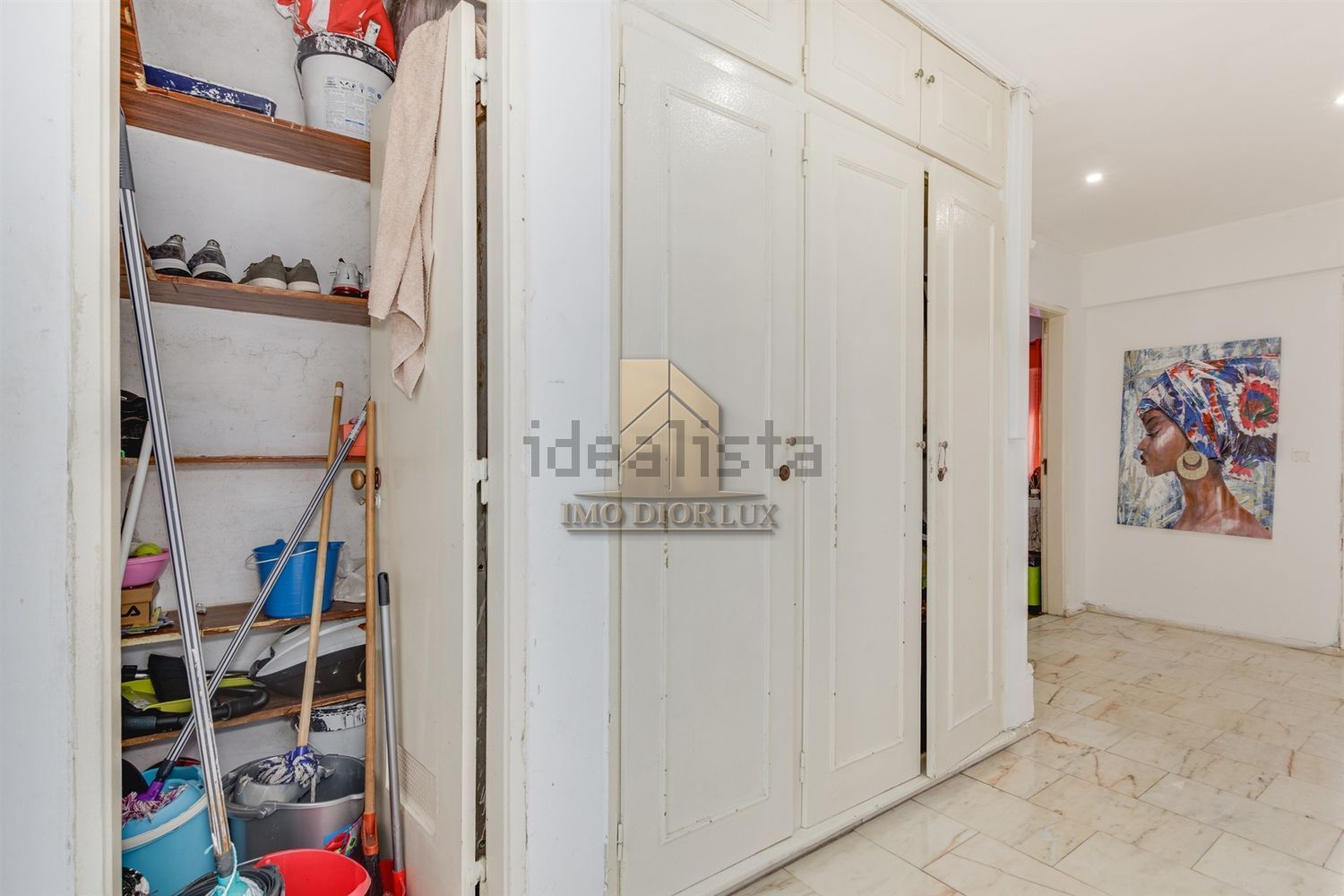 公寓 t3出售在Rua Conde Almeida Araújo, 34 - 储藏室