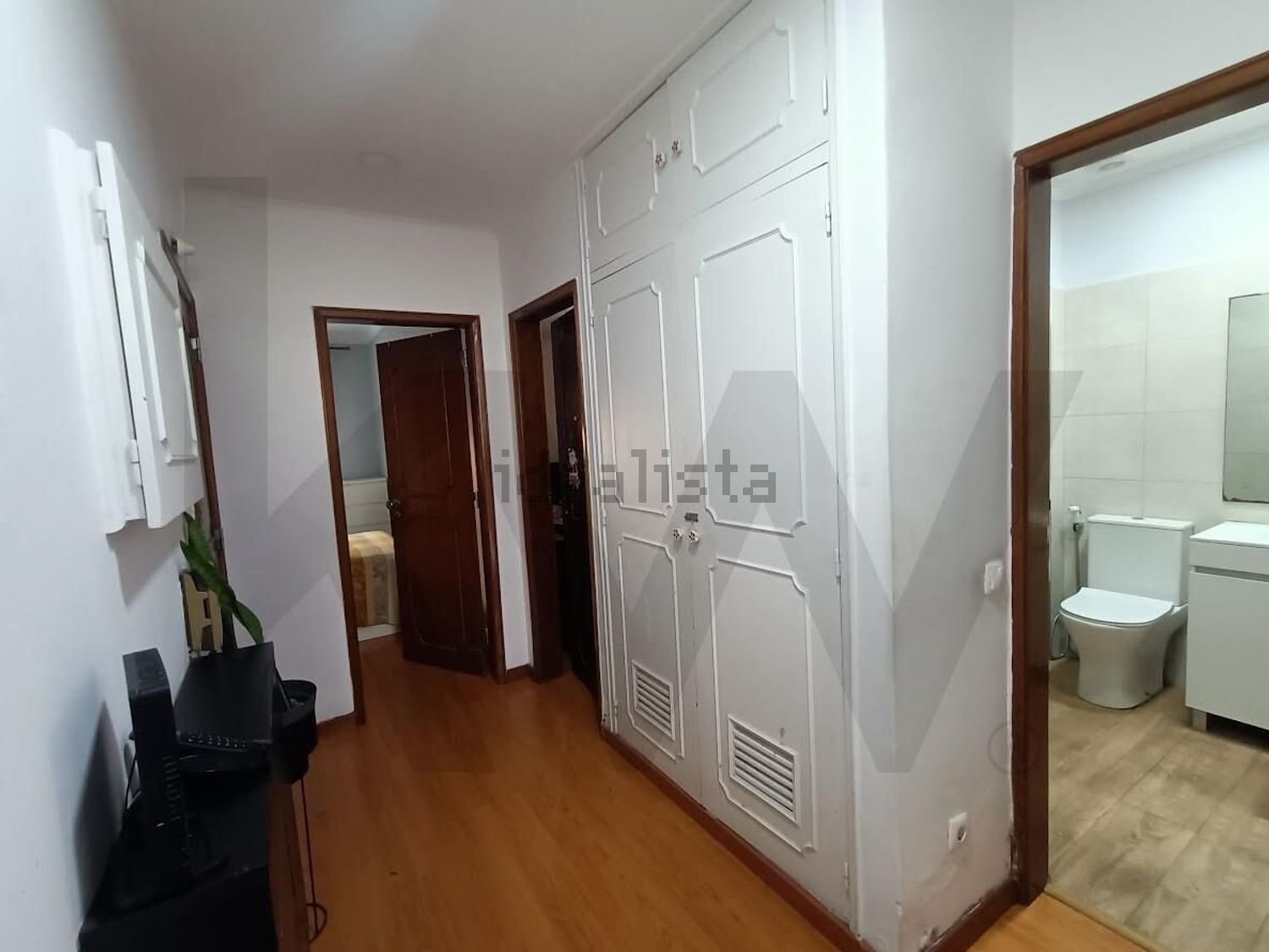 公寓 t2出售在Rua Azevedo Coutinho s/n - 过道