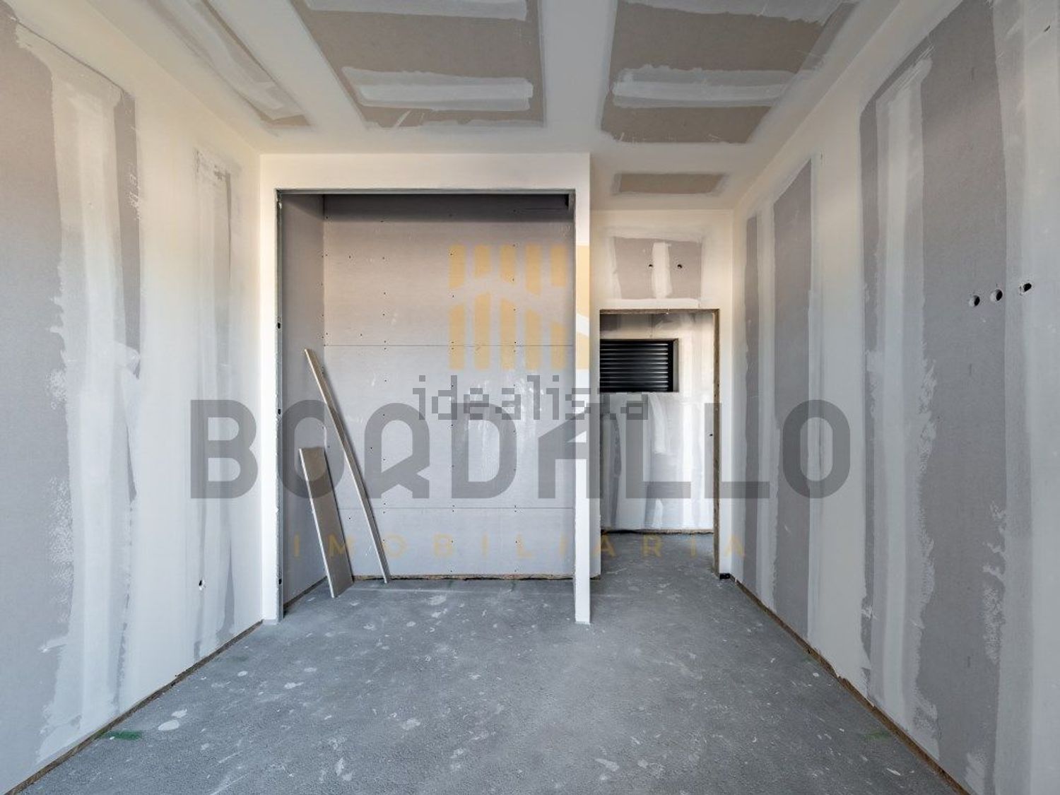 小楼房或独栋别墅出售在Rua do Serrado - 照片