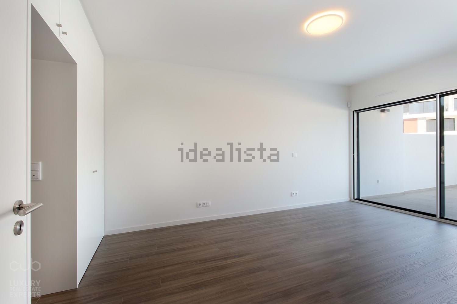 出租公寓 t2在Avenida José Cardoso Pires, 8 - 居住