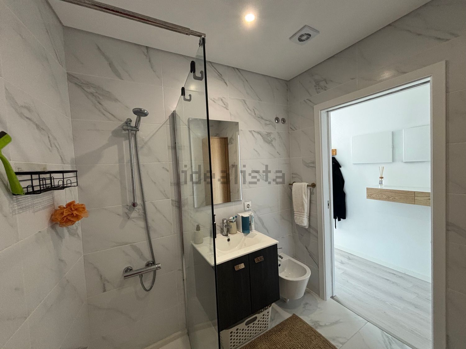 出租房间在Rua Natália Correia, 8 - 卫生间