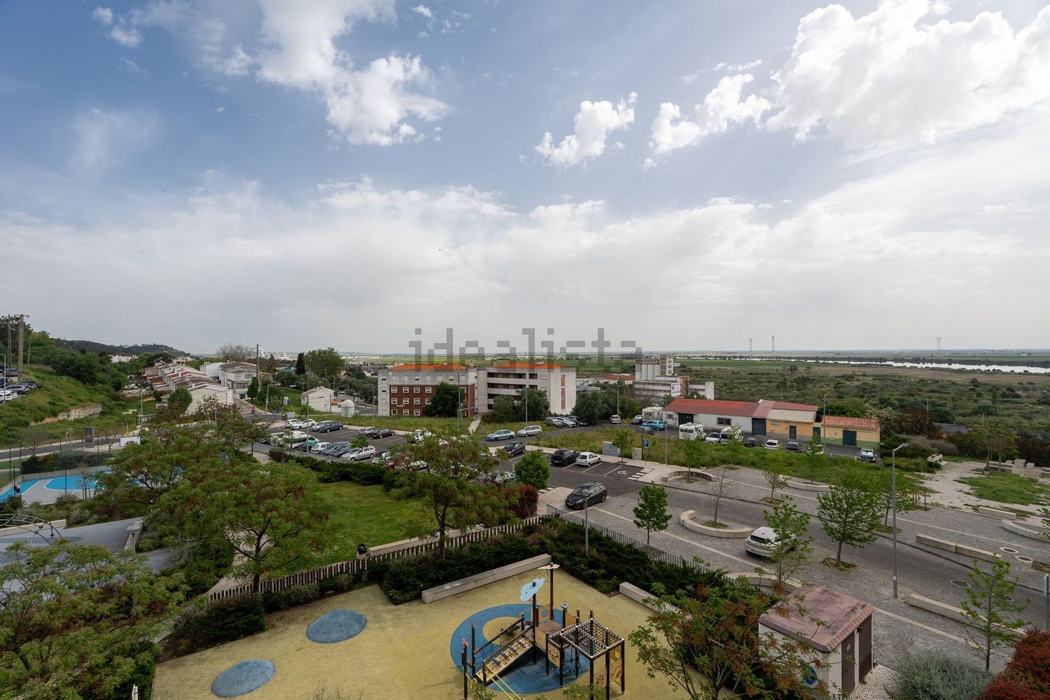 公寓 t2出售在Rua Soeiro Pereira Gomes, 5 - 视线