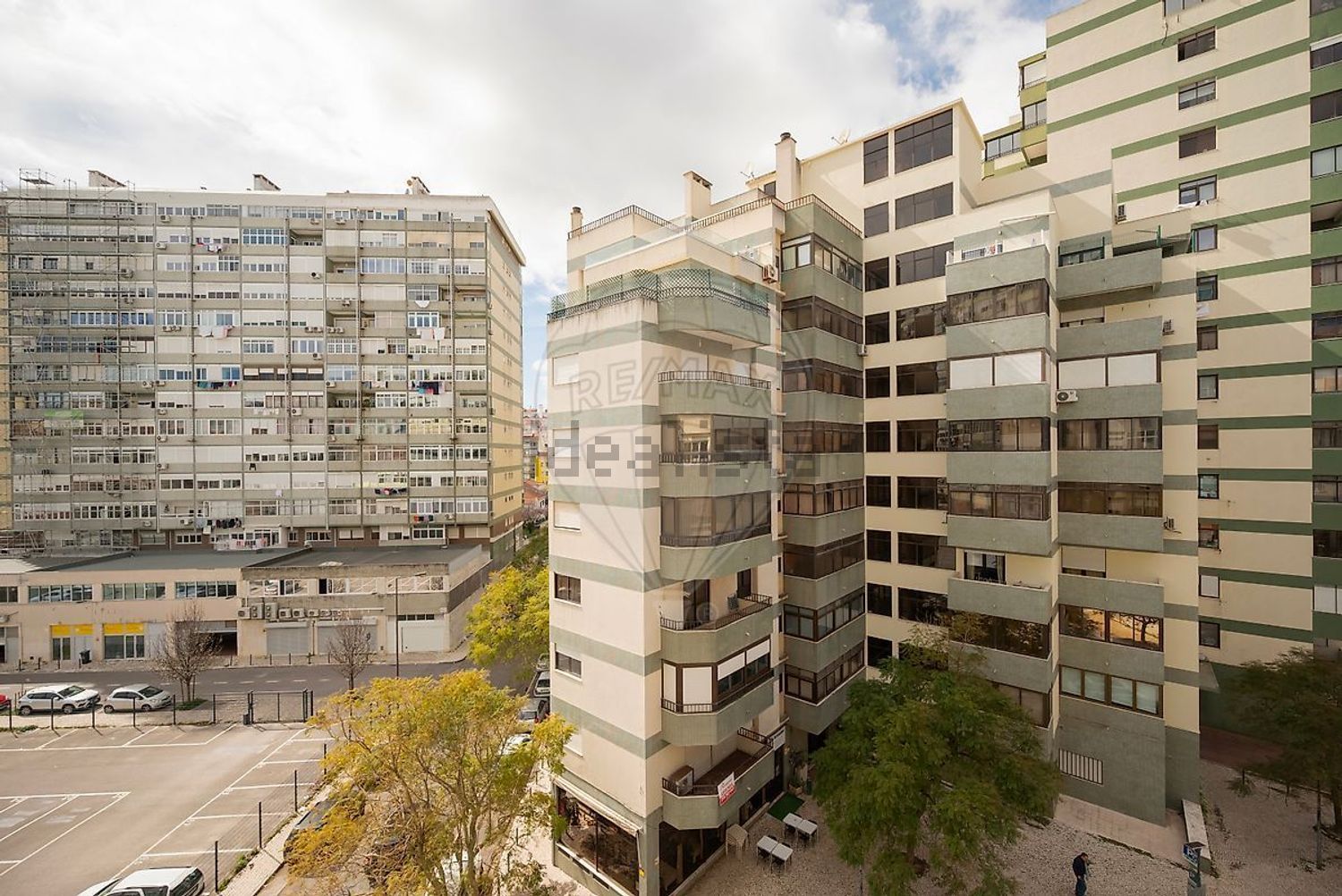 出租公寓 t2在Rua Luís Pastor de Macedo - 视线