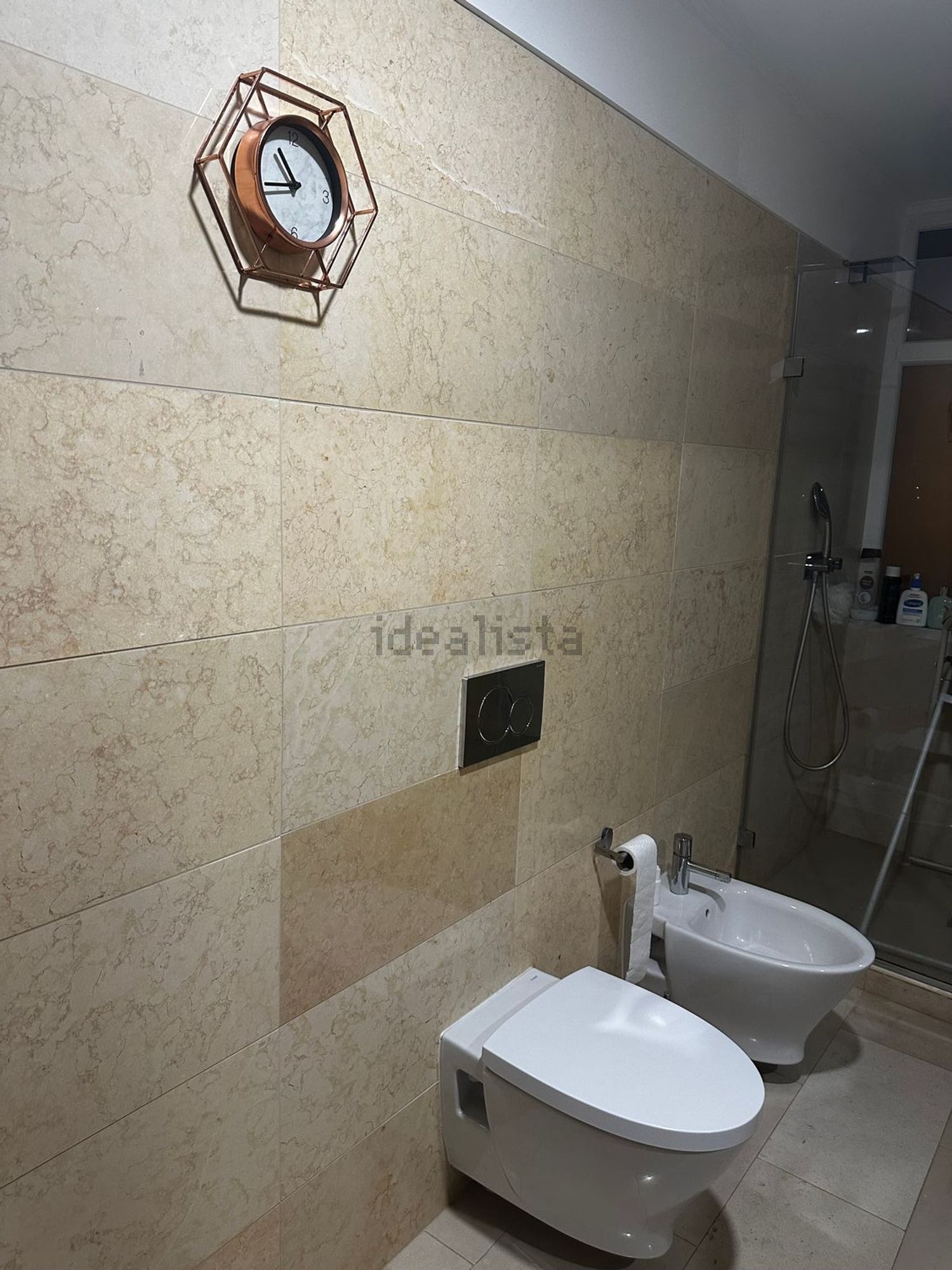 出租公寓 t2在Rua Sacadura Cabral, 20 - 卫生间