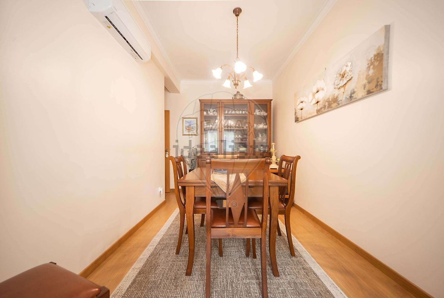 公寓 t2出售在Praça Professor Egas Moniz - 客厅