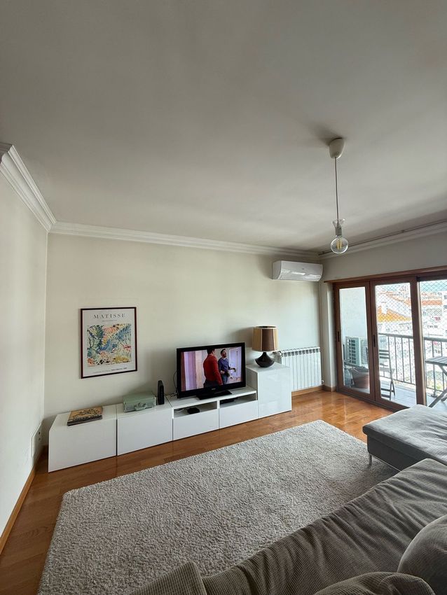 公寓 t2出售在Rua Henrique Manuel Ginja Cardoso, 1 b