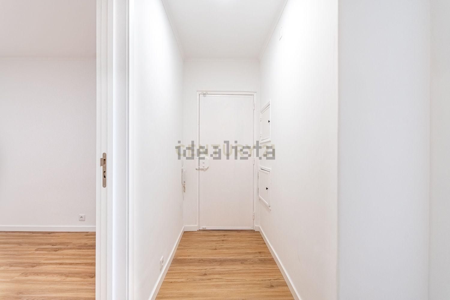 公寓 t2出售在Madorna - 过道