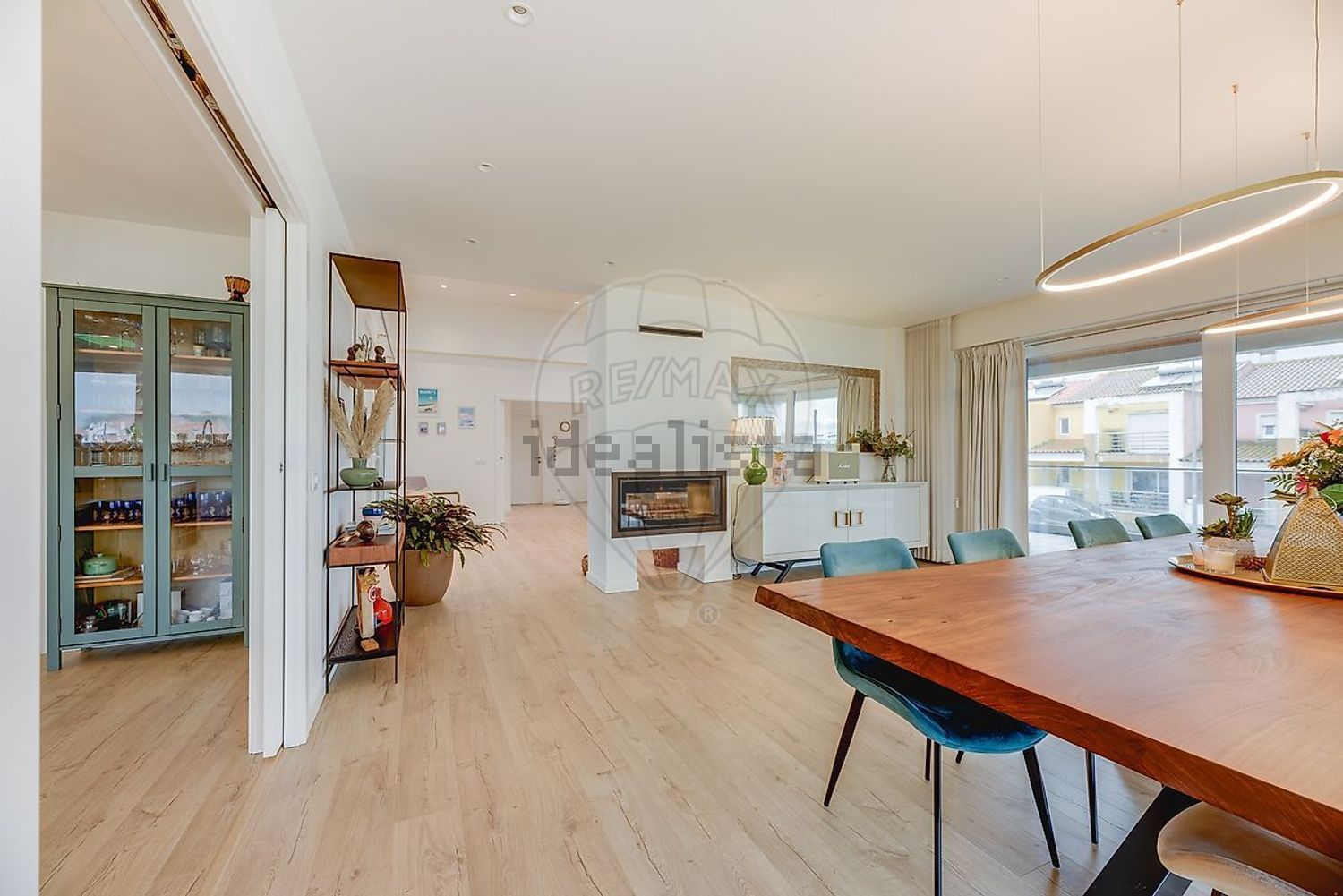 小楼房或独栋别墅出售在Rua Mato Moreira - 客厅