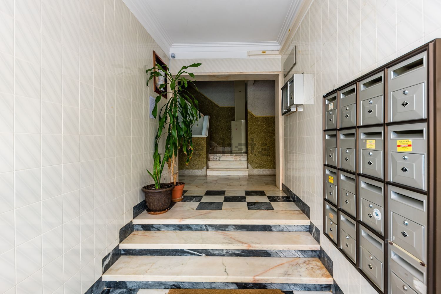 公寓 t2出售在Centro de Belas - Quinta da Samaritana - Quinta da Fonteireira - 过道