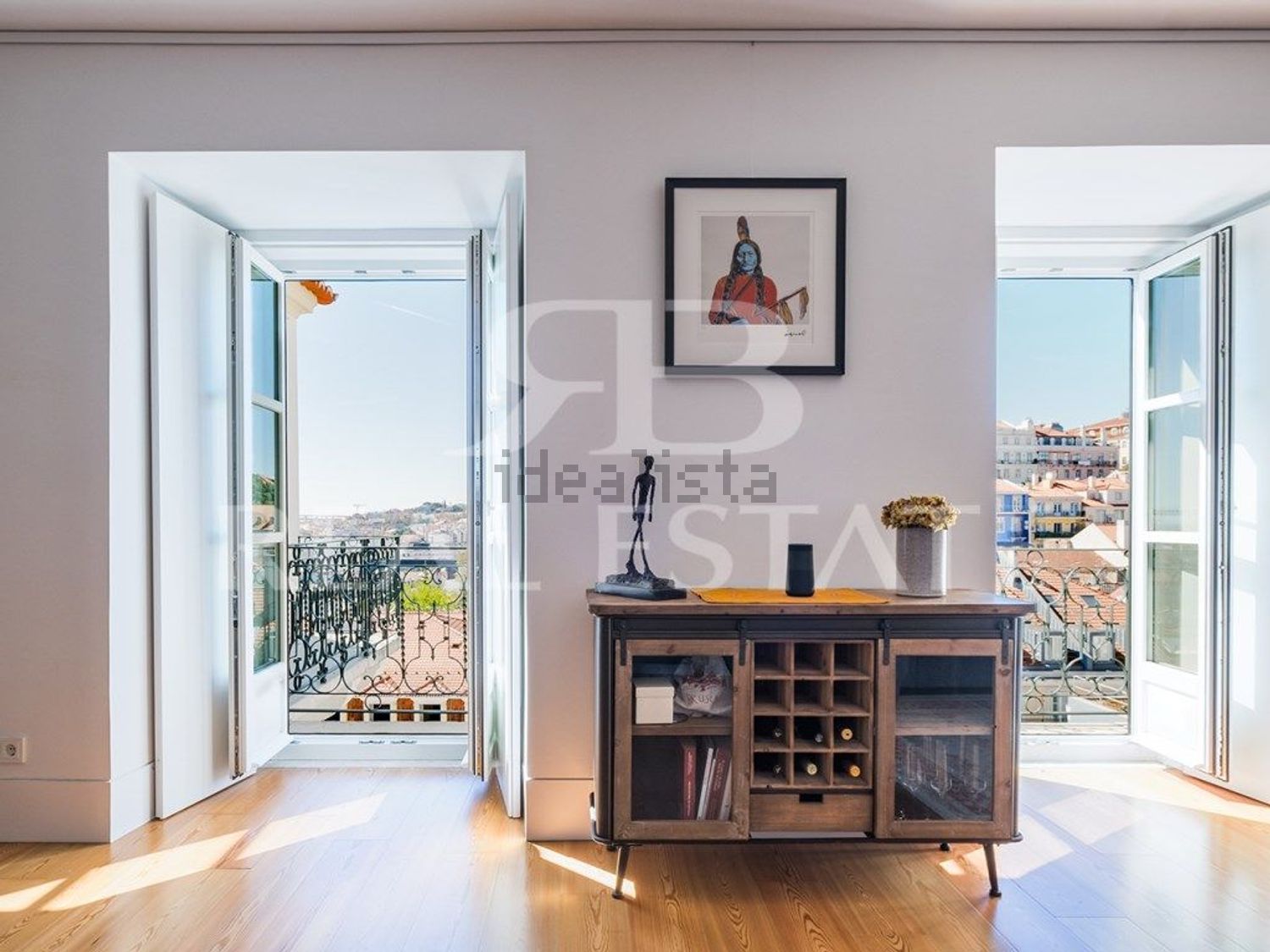 公寓 t3出售在Rua António Maria Cardoso, 11 - 客厅