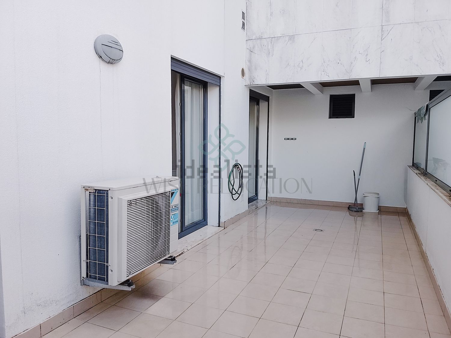 出租公寓 t4在Avenida Diogo Cão - 阳台