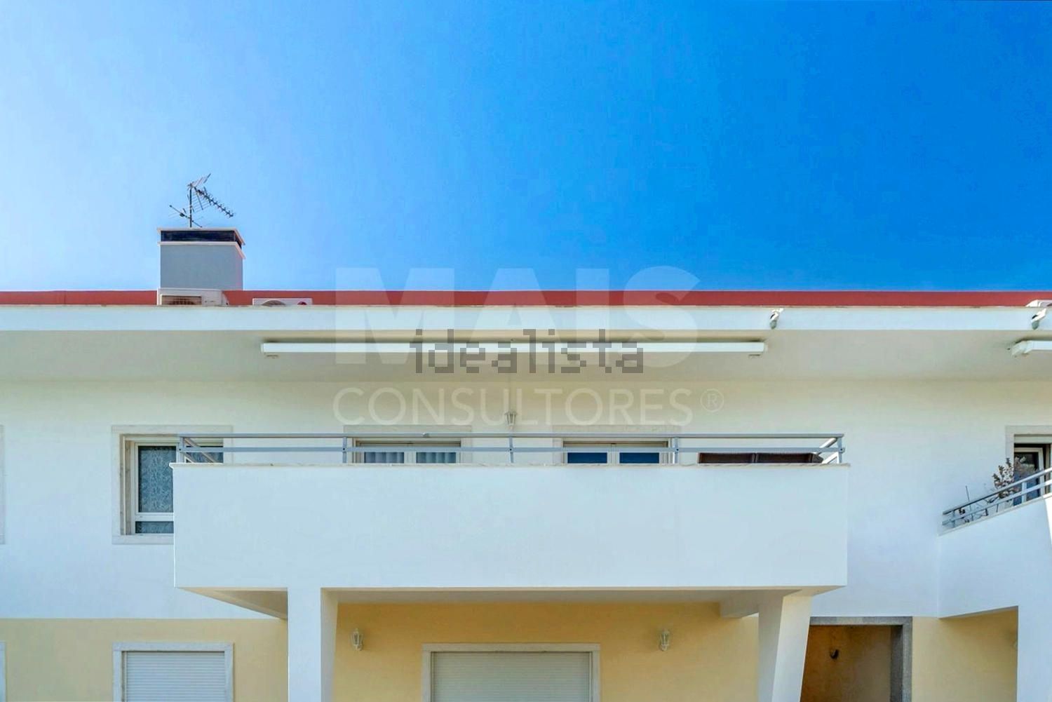 公寓 t4出售在Rua Alexandre Herculano - 照片