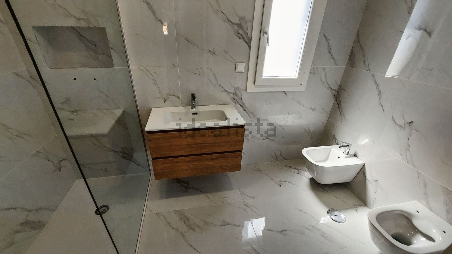 小楼房或独栋别墅出售在Quinta da Marquesa - Vila Amélia - 卫生间