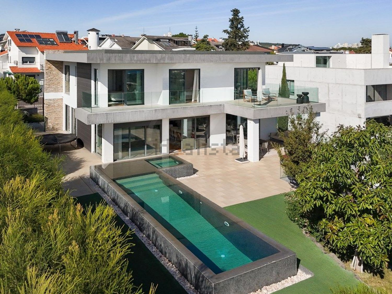 小楼房或独栋别墅出售在Nova Oeiras - Quinta das Palmeiras - 游泳池