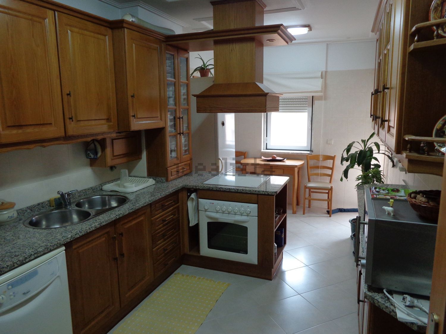 公寓 t2出售在Rua Padre Alfredo Fernandes de Brito, 22 - 厨房