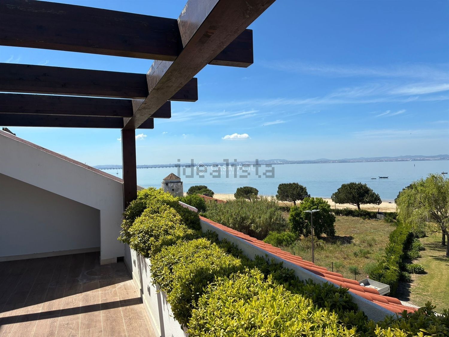 出租复式公寓在Avenida Infante D.João, 185 - 露台