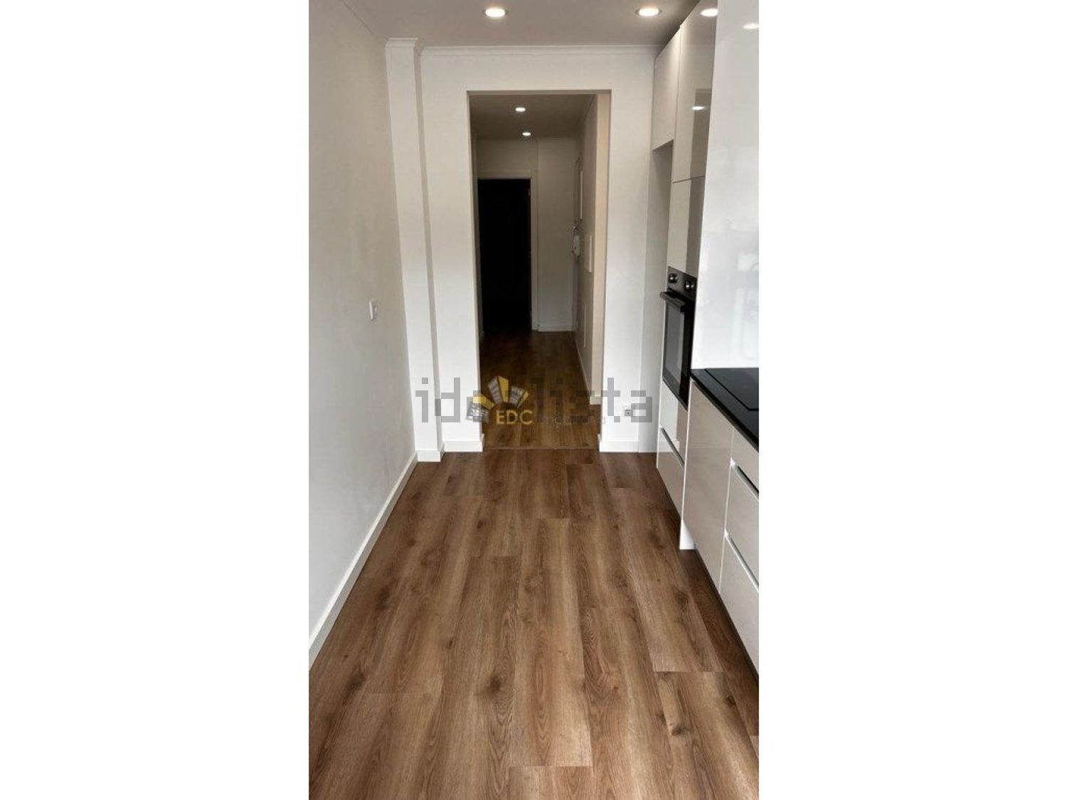 公寓 t2出售在Falagueira-Venda Nova - 过道