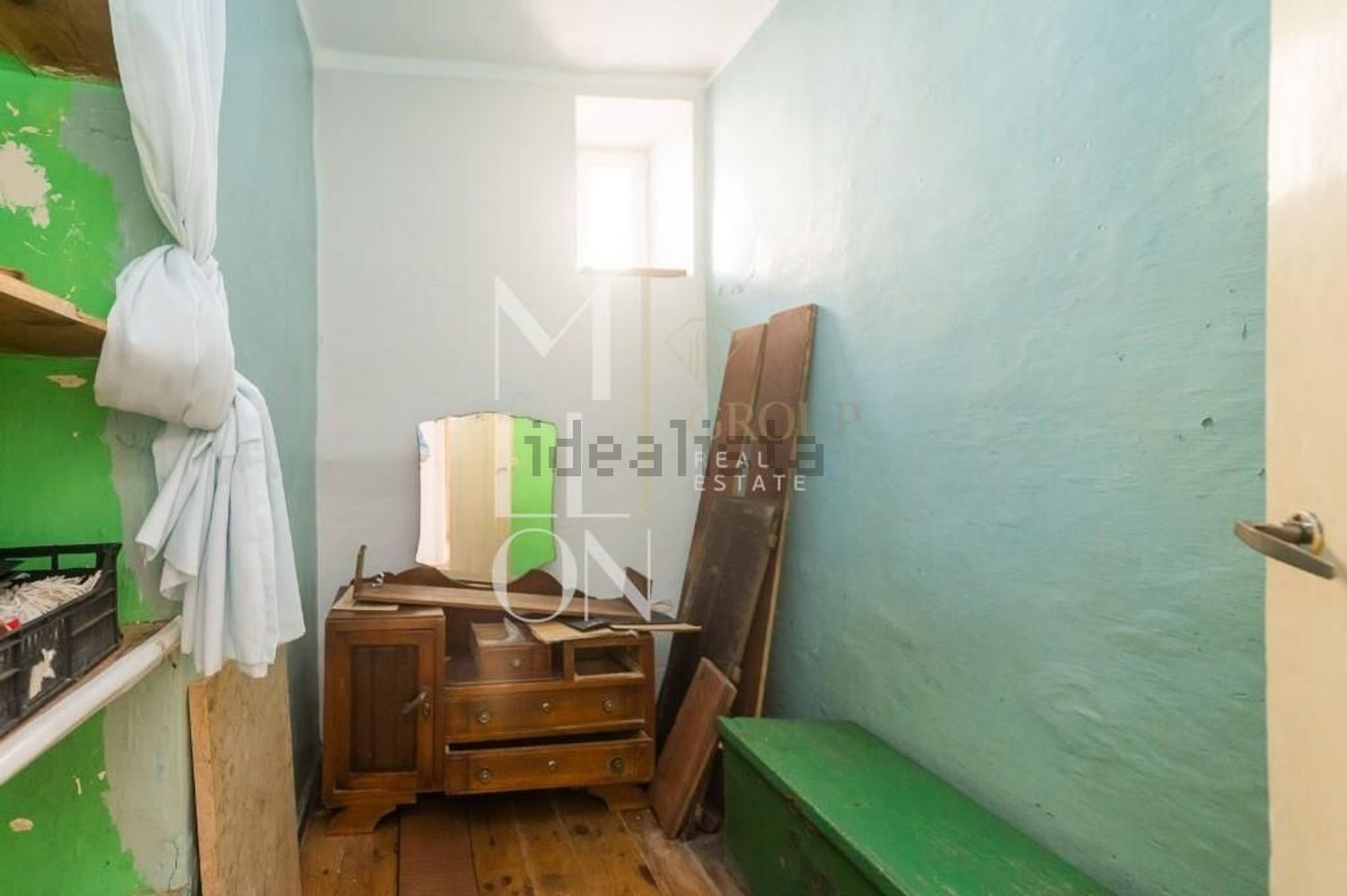 双拼别墅出售在Rua Combatentes da Grande Guerra s/n - 客厅