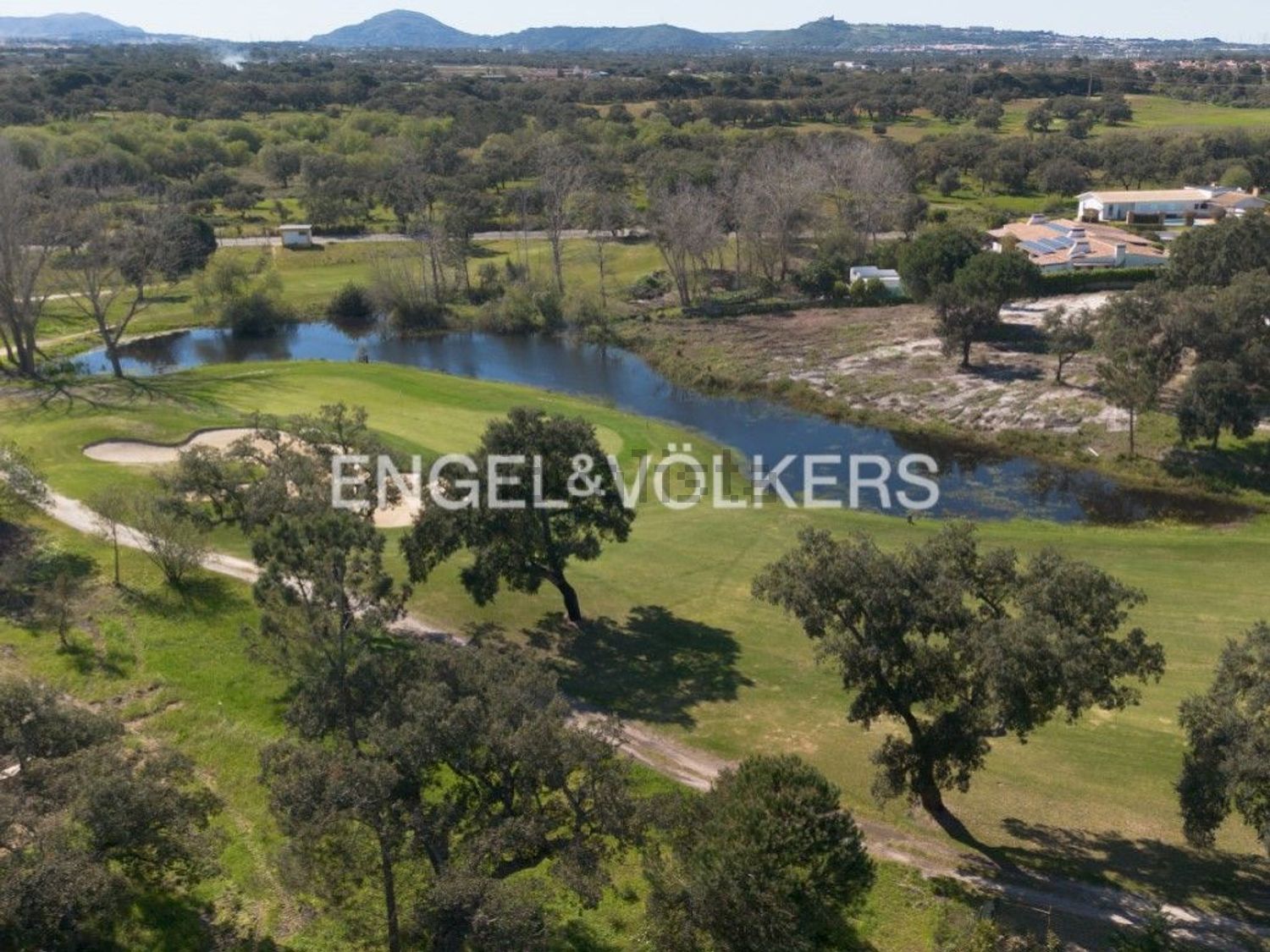 小楼房或独栋别墅出售在Avenida do Montado, 39 - 视线