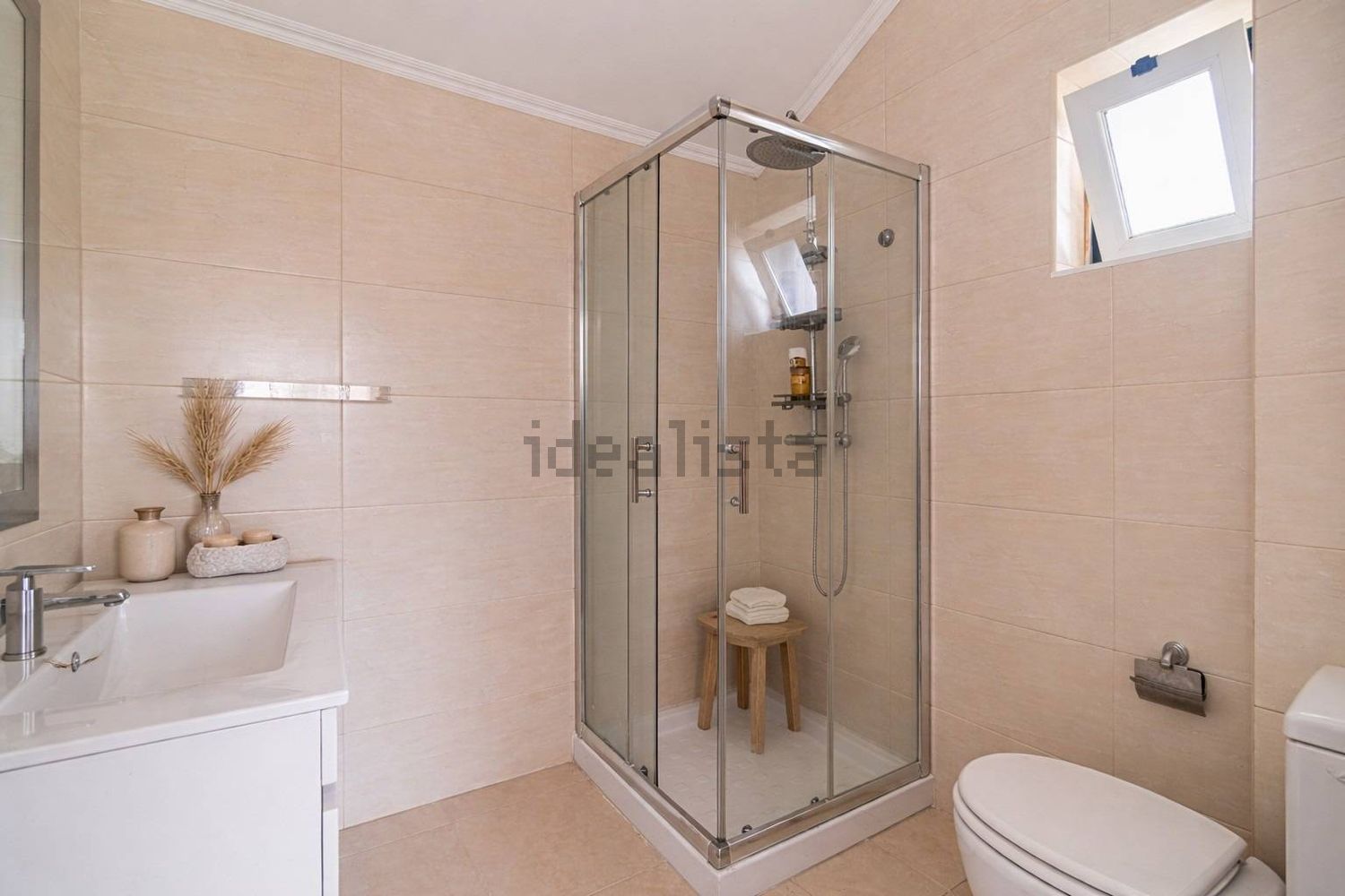 出租小楼房或独栋别墅在Rua das Margaridas, 20 - 卫生间