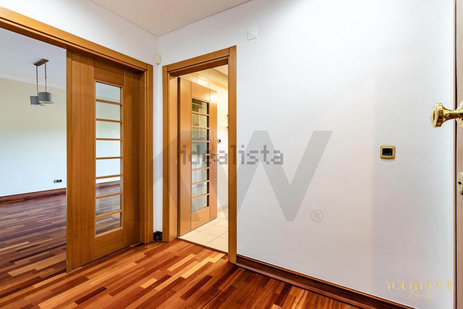 出租公寓 t3在Santo António dos Cavaleiros e Frielas - 前厅