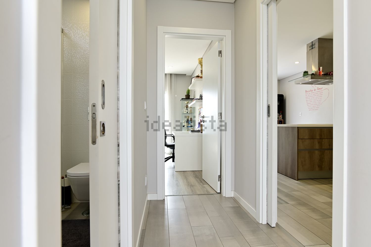 出租双拼别墅在Rua Cidade de Coimbra, 4 - 过道