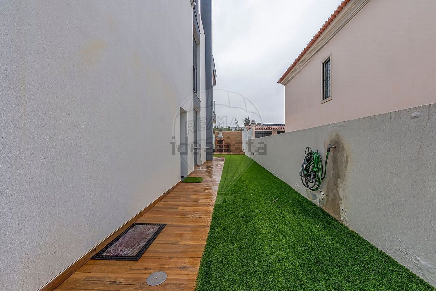 小楼房或独栋别墅出售在Rua da Ribeira - 花园