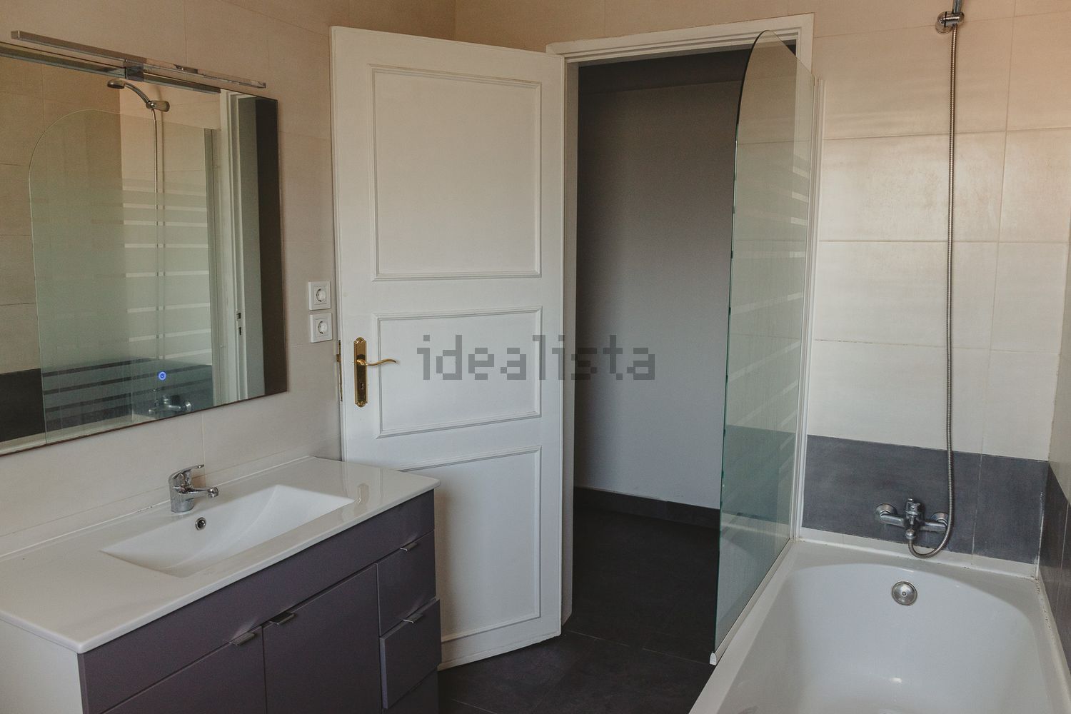 出租房间在Alameda Conde Oeiras, 22 - 卫生间