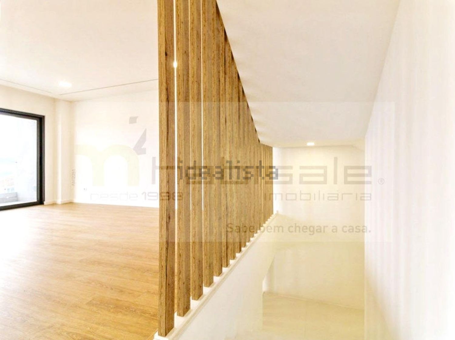 小楼房或独栋别墅出售在Rua Vieira da Silva - 详情