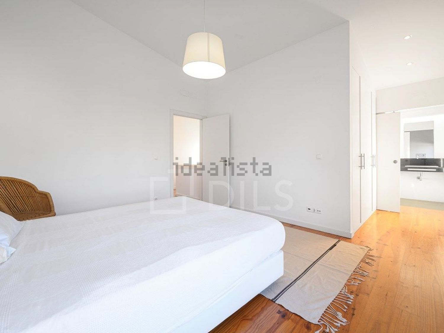 小楼房或独栋别墅出售在Rua do Pinhal - 卧室