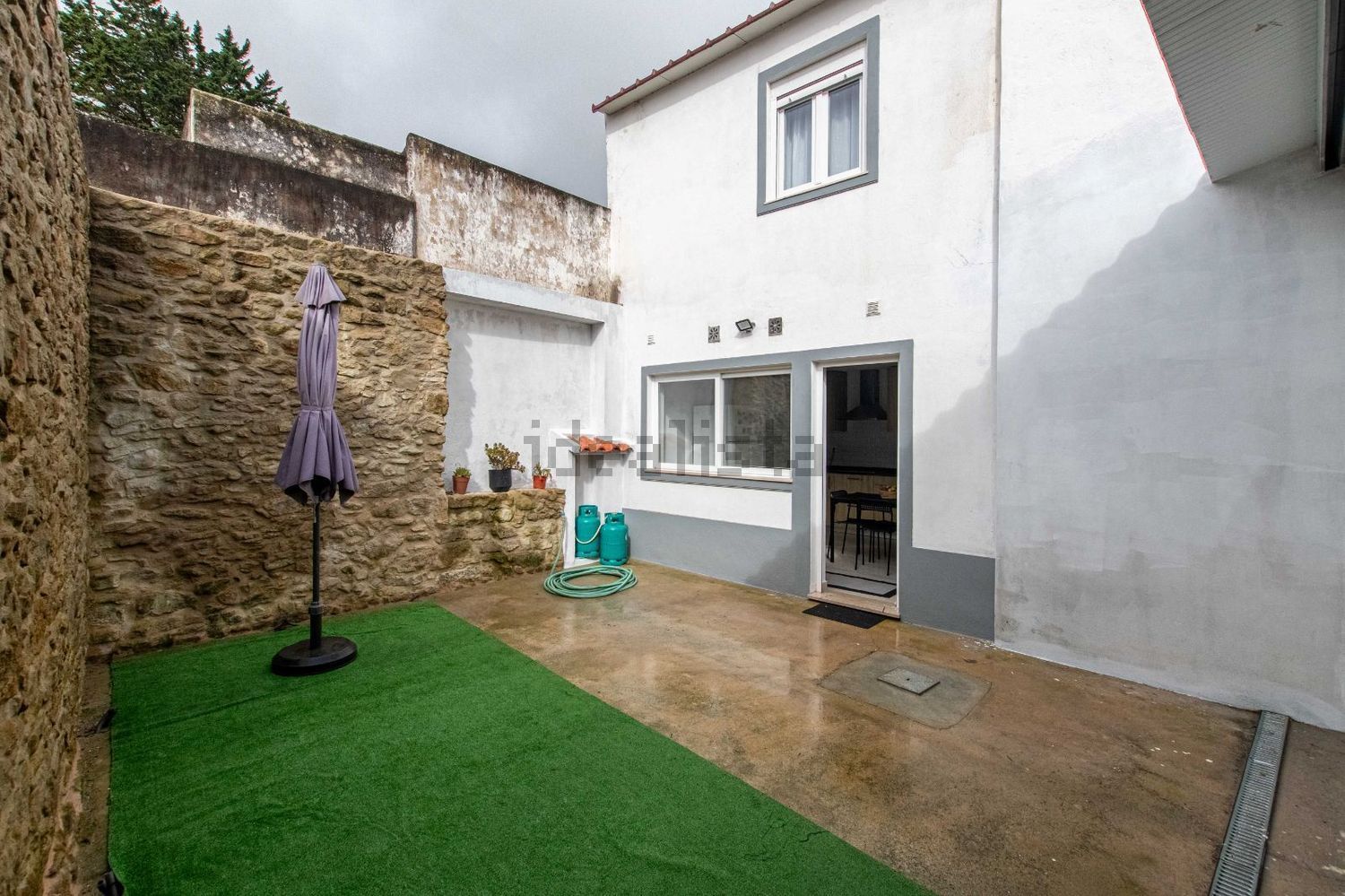 联排别墅出售在Ventosa - 外立面