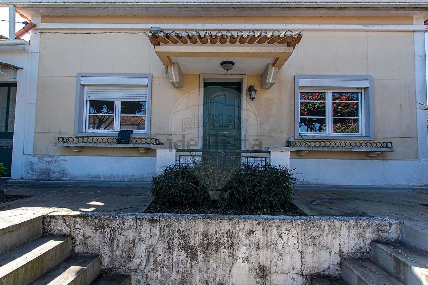 小楼房或独栋别墅出售N115-1 - 外立面