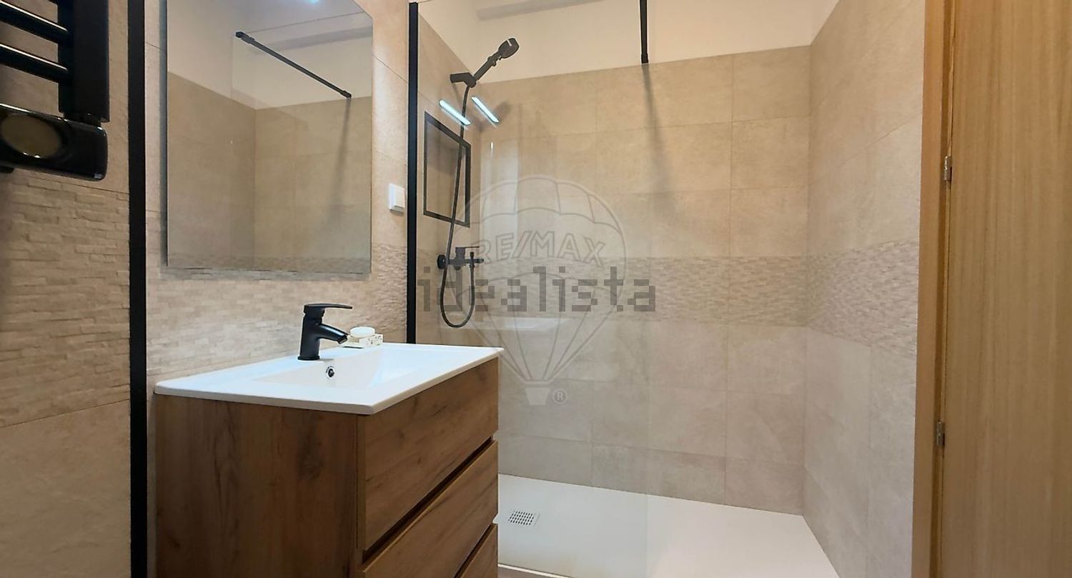 出租公寓 t2在Rua Fernando Pessoa - 卫生间