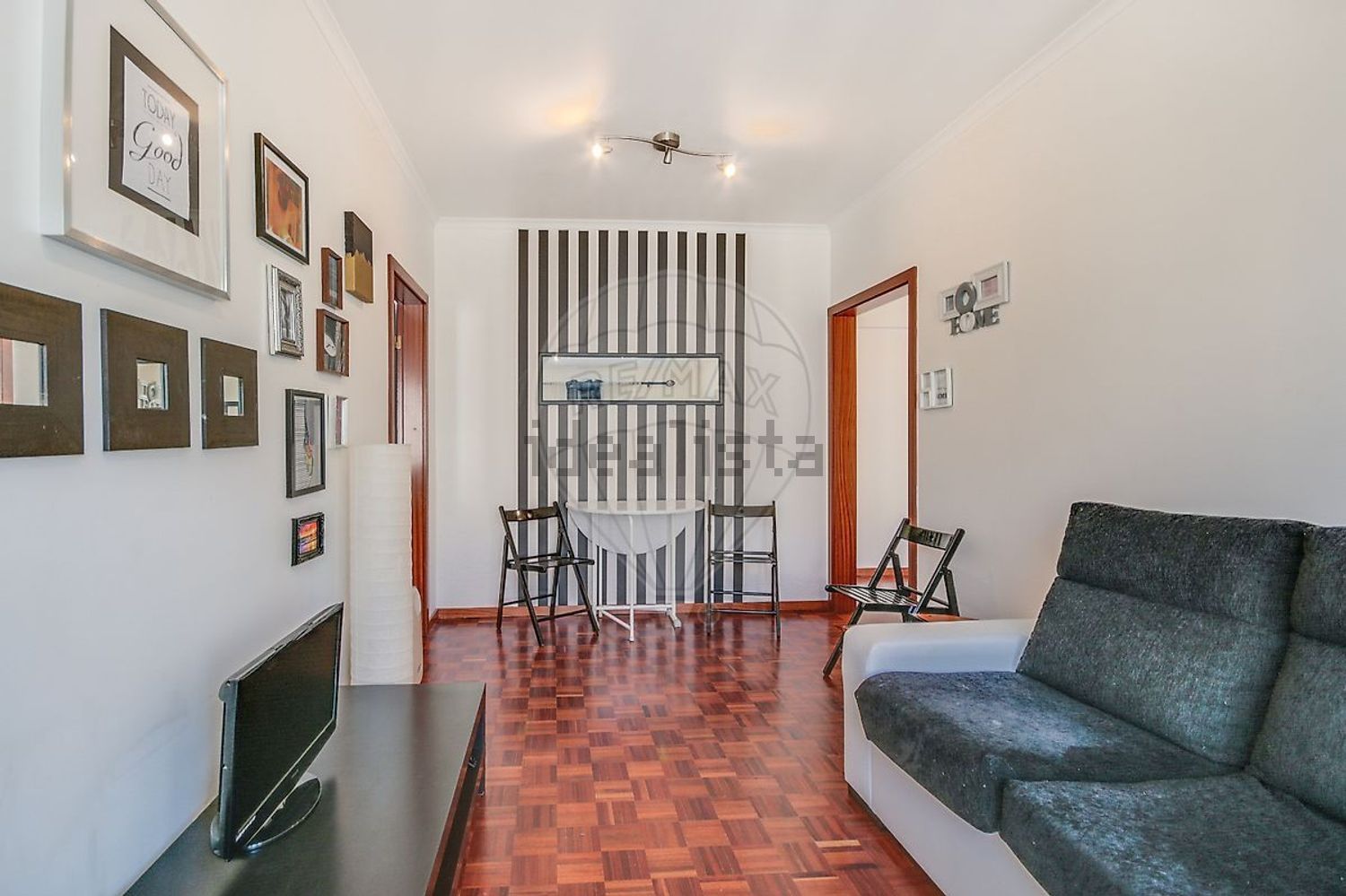 出租公寓 t1在Rua Prista Monteiro - 客厅