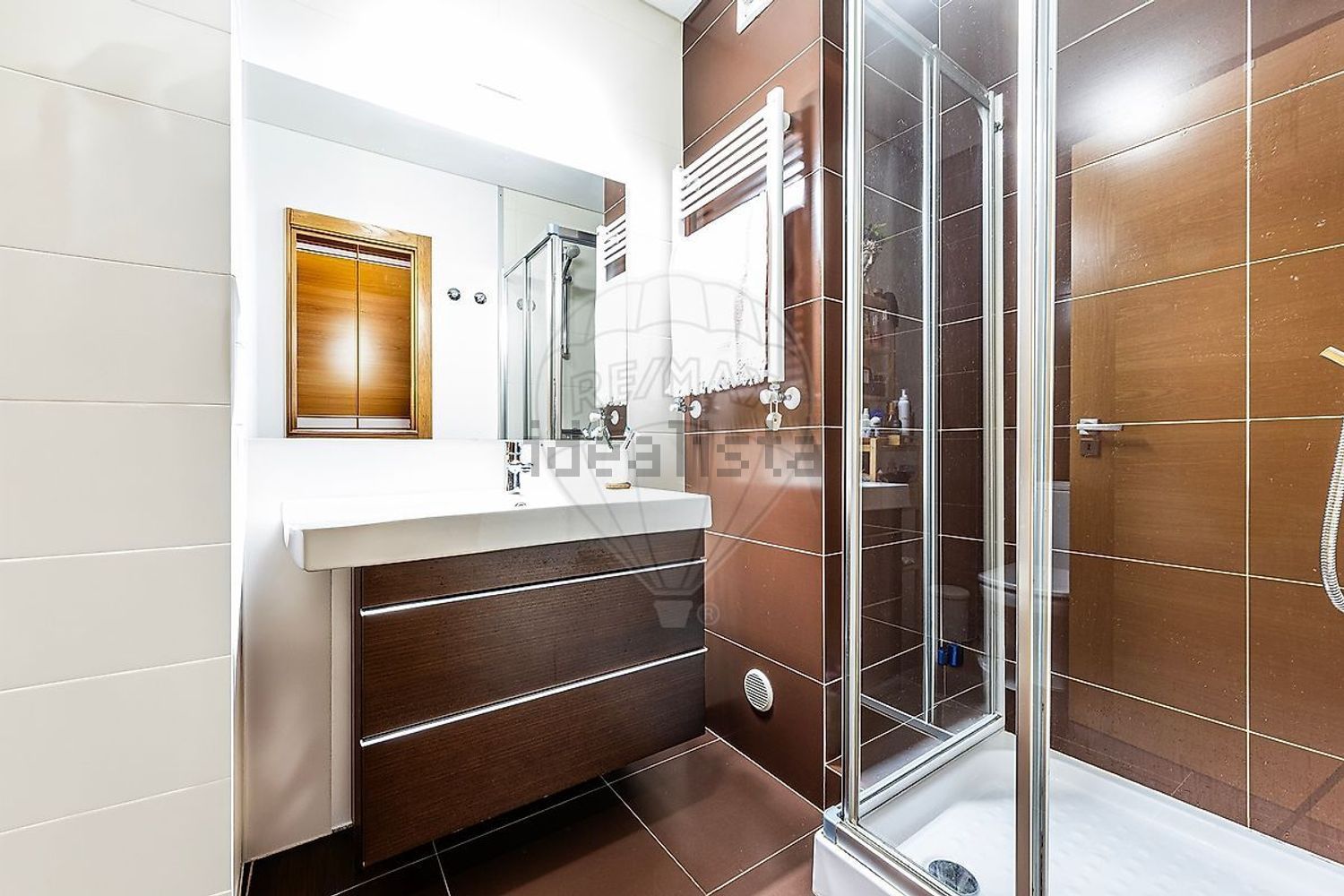 公寓 t3出售在Travessa da Lagoa - 卫生间