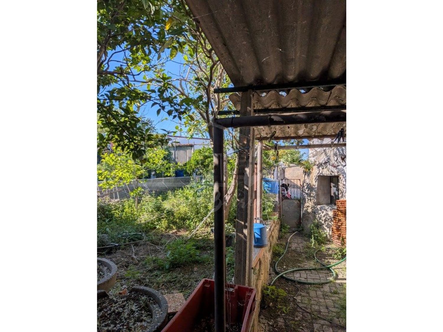 小楼房或独栋别墅出售在Rua do Sobrado Velho, 1 - 储藏室