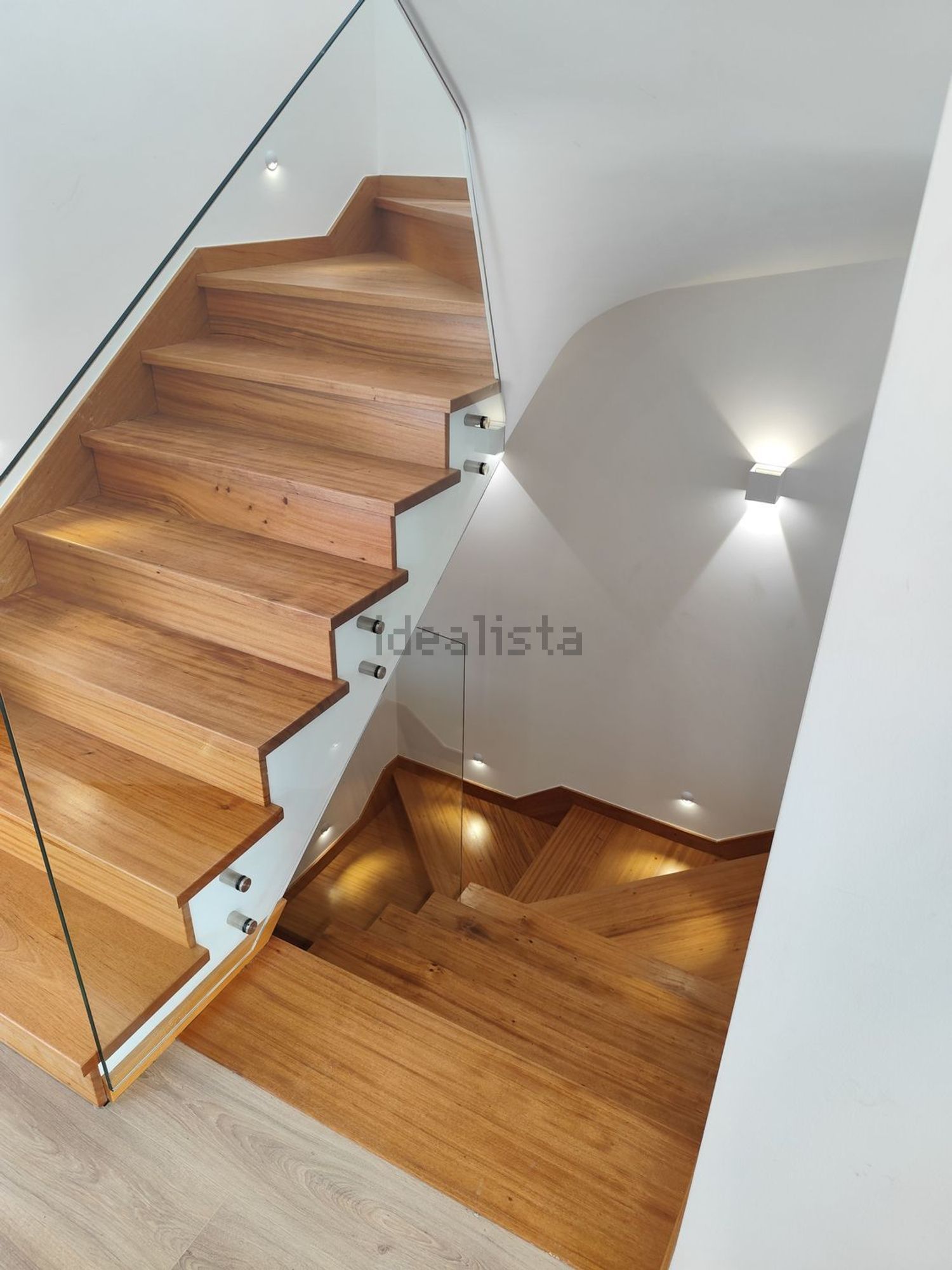 出租小楼房或独栋别墅在Praceta Santa Rita de Cássia - 详情