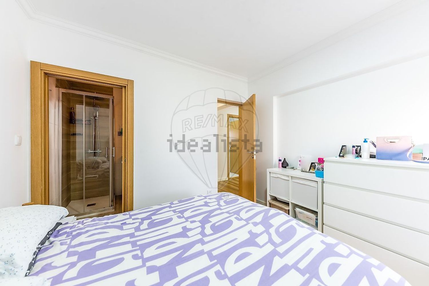 公寓 t4出售在Rua Capitão Tenente Oliveira e Carmo - 卧室