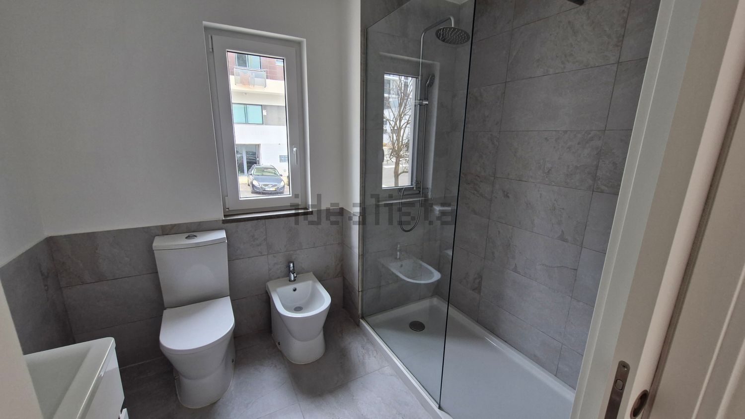 出租公寓 t2在Rua Dom João de Castro, 3 - 卫生间