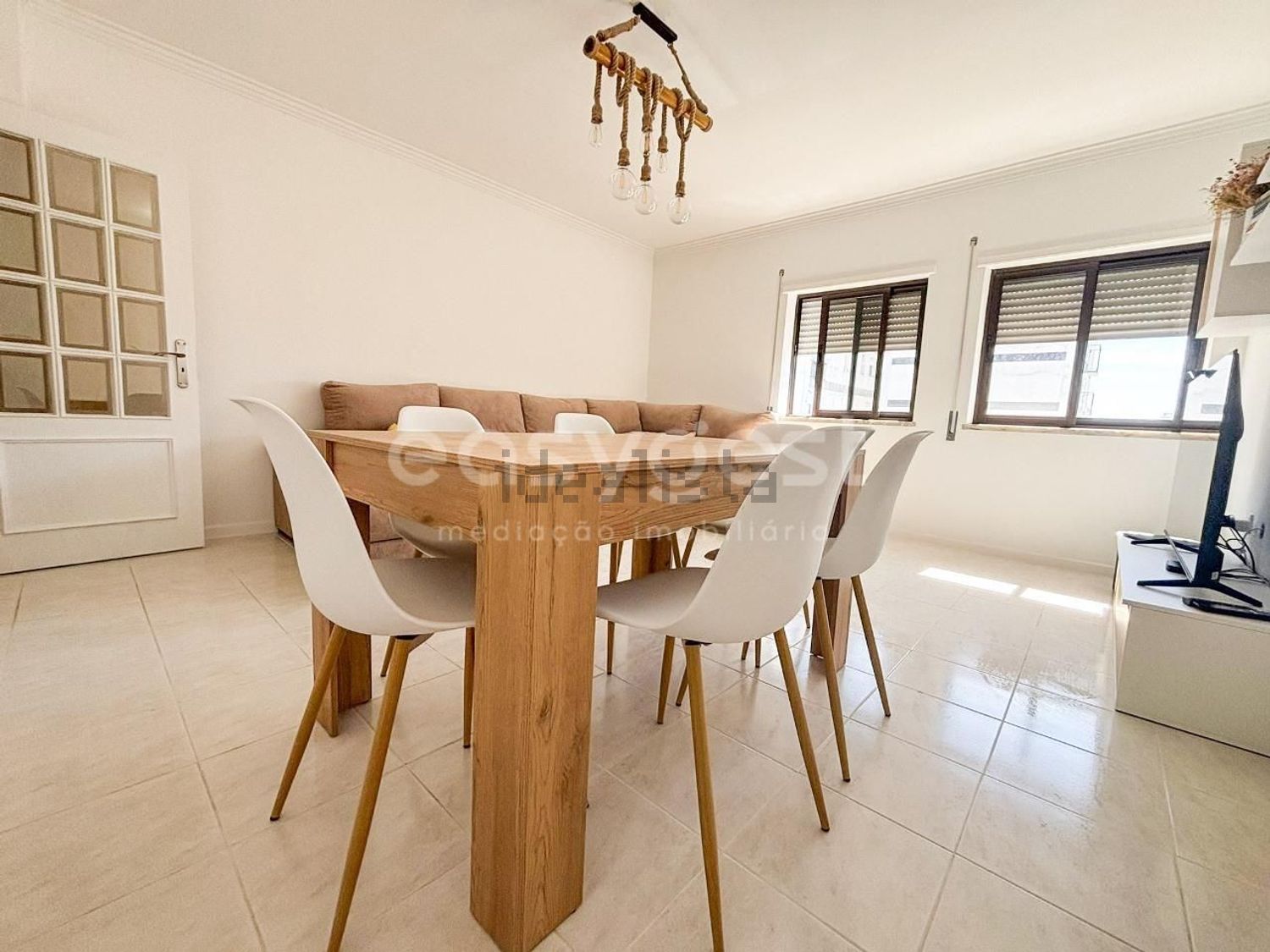 公寓 t2出售在Moita - 客厅