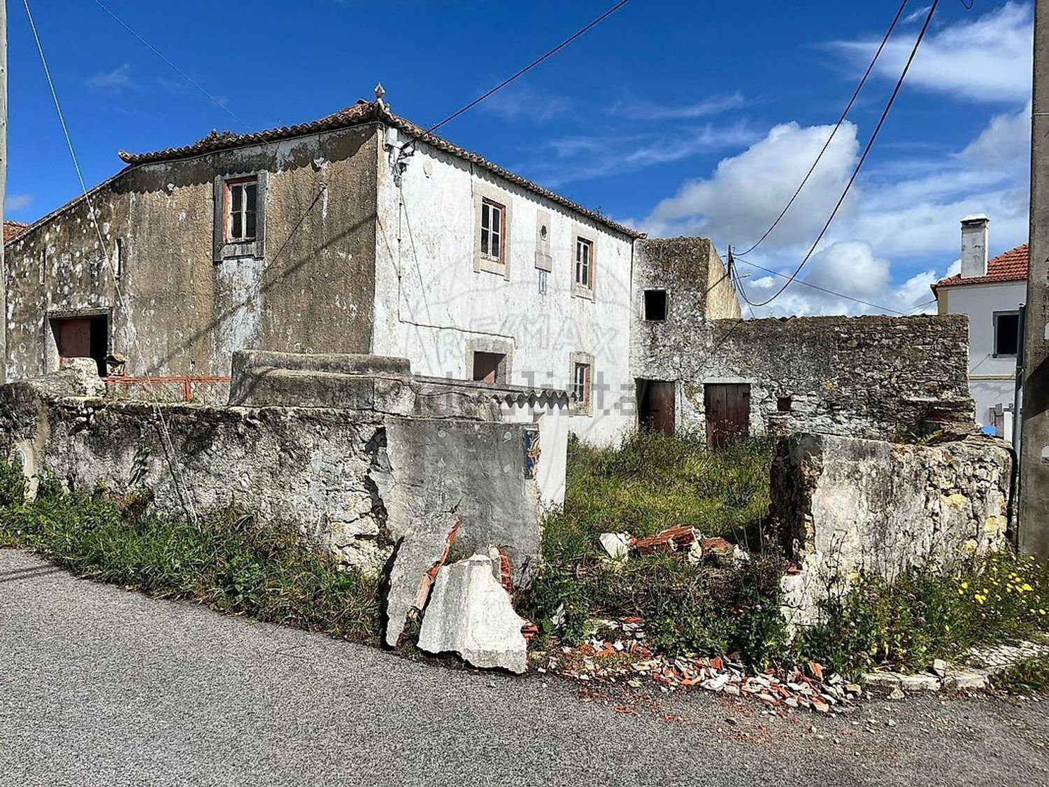 小楼房或独栋别墅出售在São João das Lampas e Terrugem - 外立面